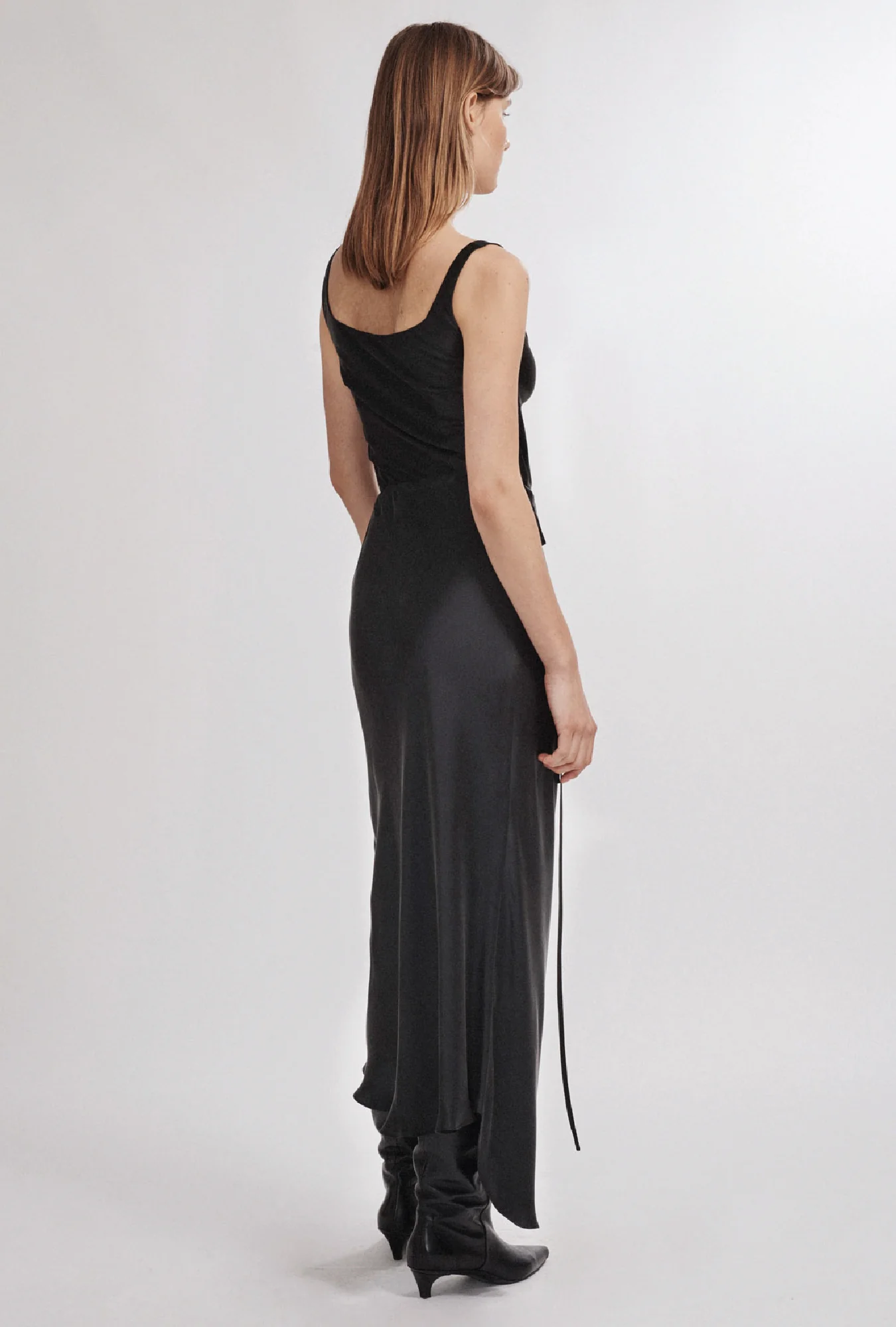 Asymmetric Skirt Black - Image 2