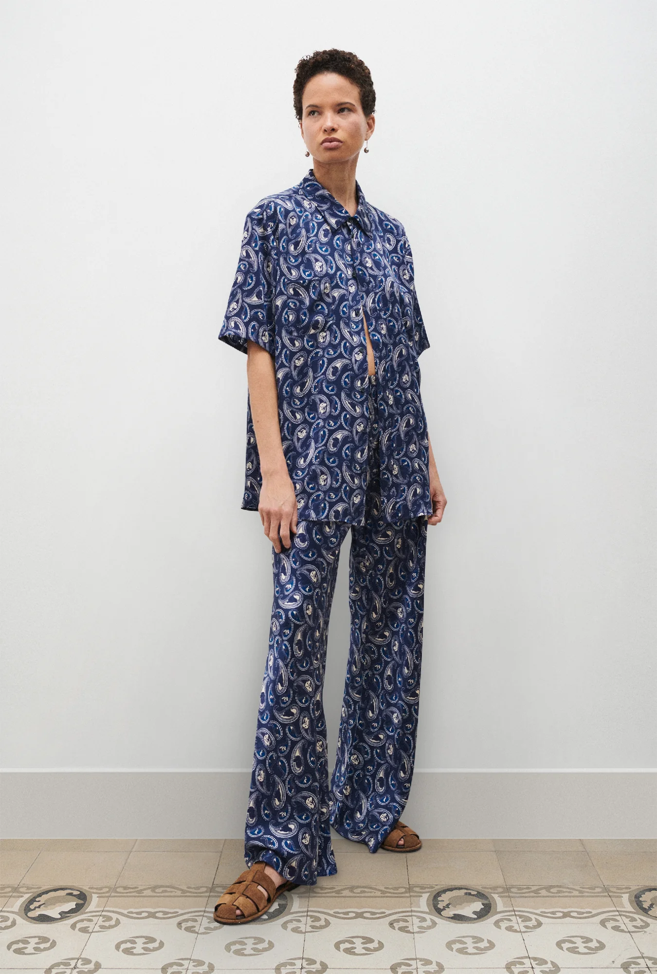 Bias Cut Pants Hounds Paisley - Image 2
