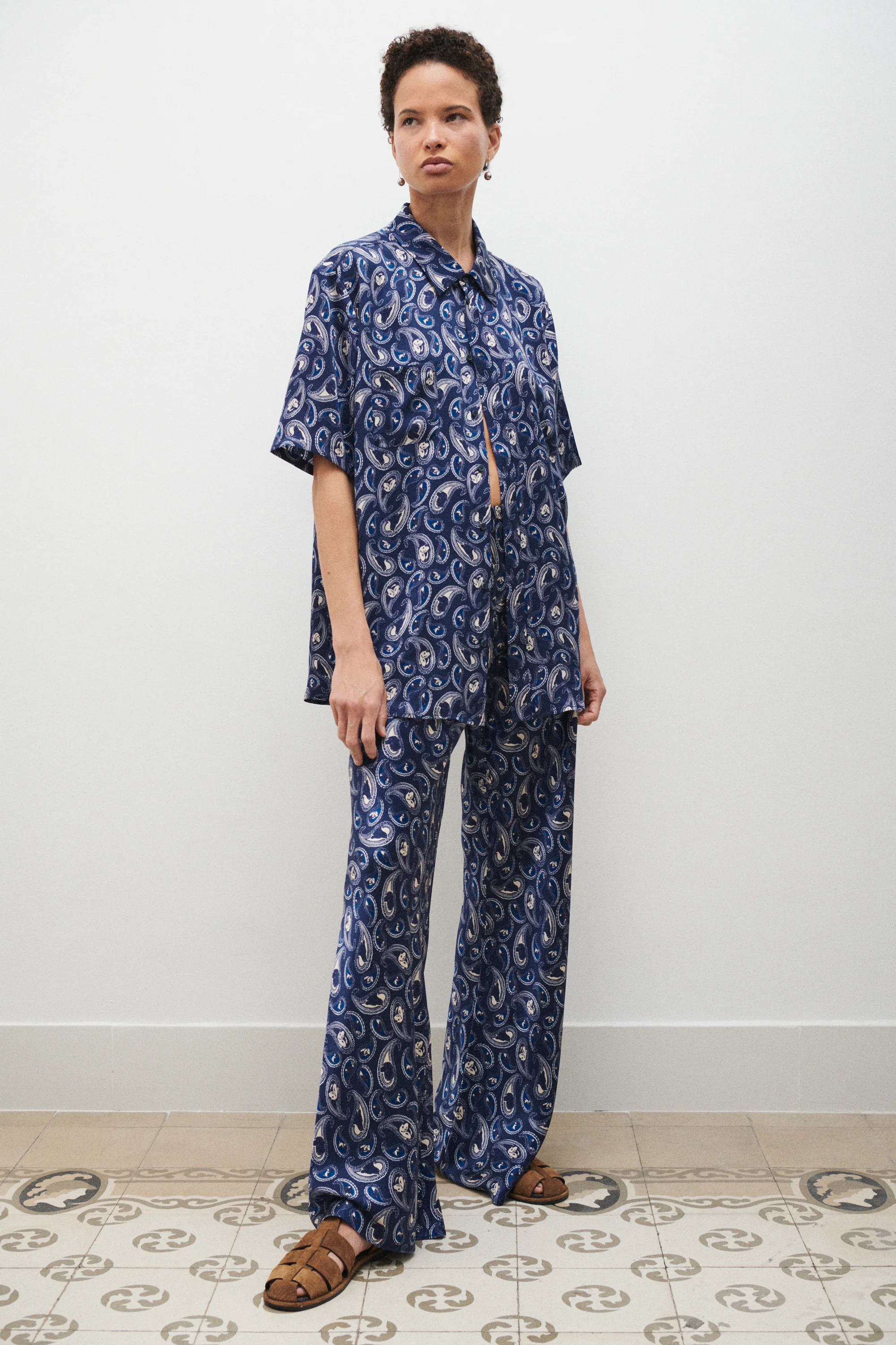 Bias Cut Pants Hounds Paisley - Image 5