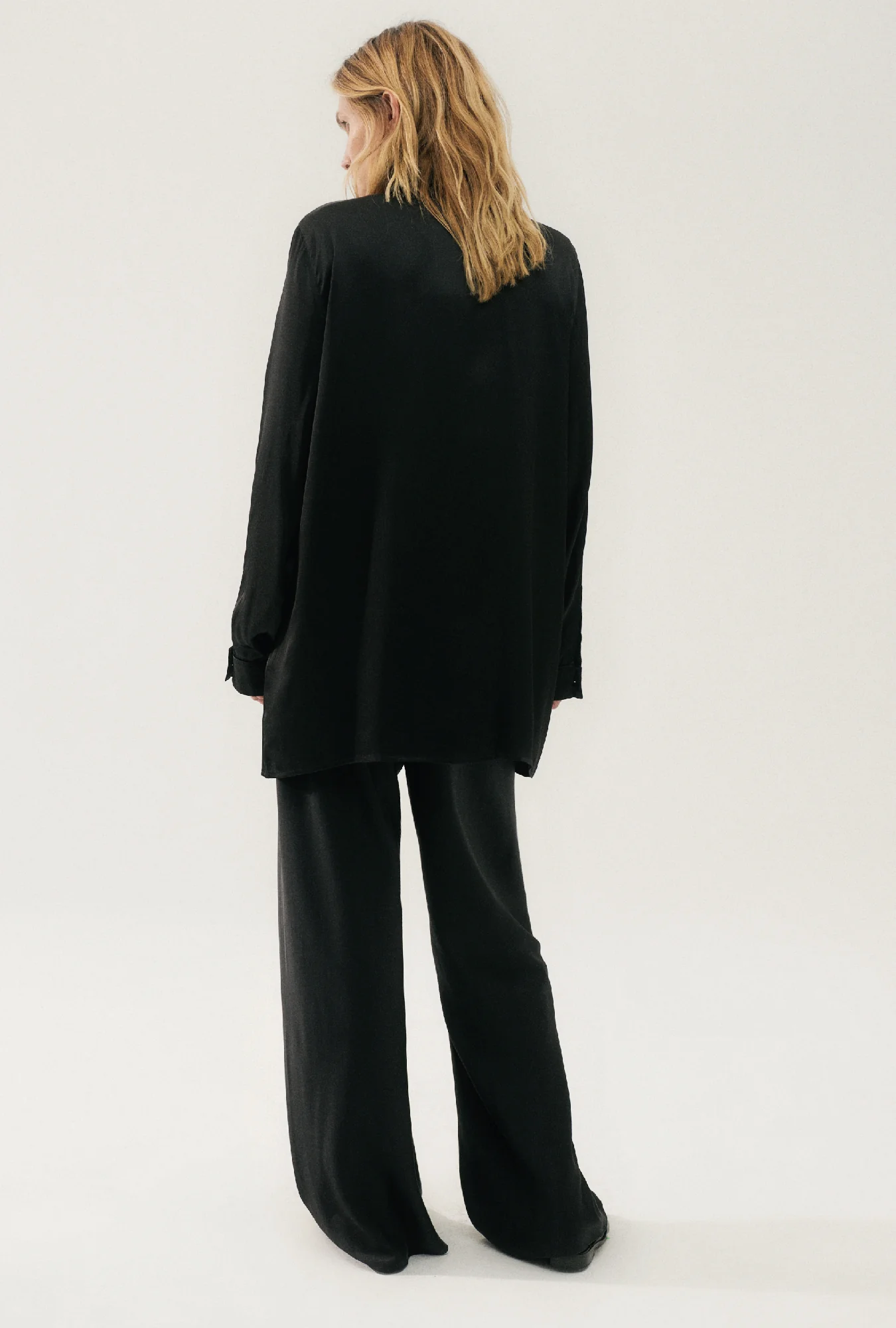 Boyfriend Shirt Black - Image 5