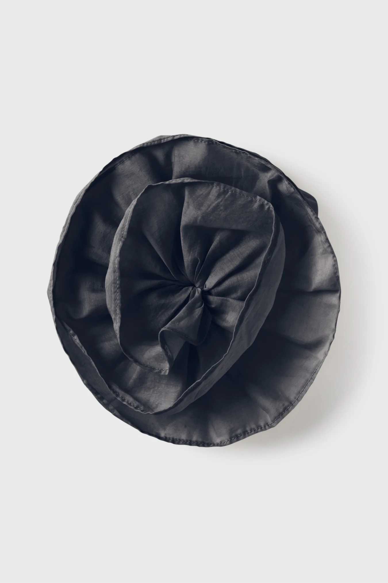 Brooch Black