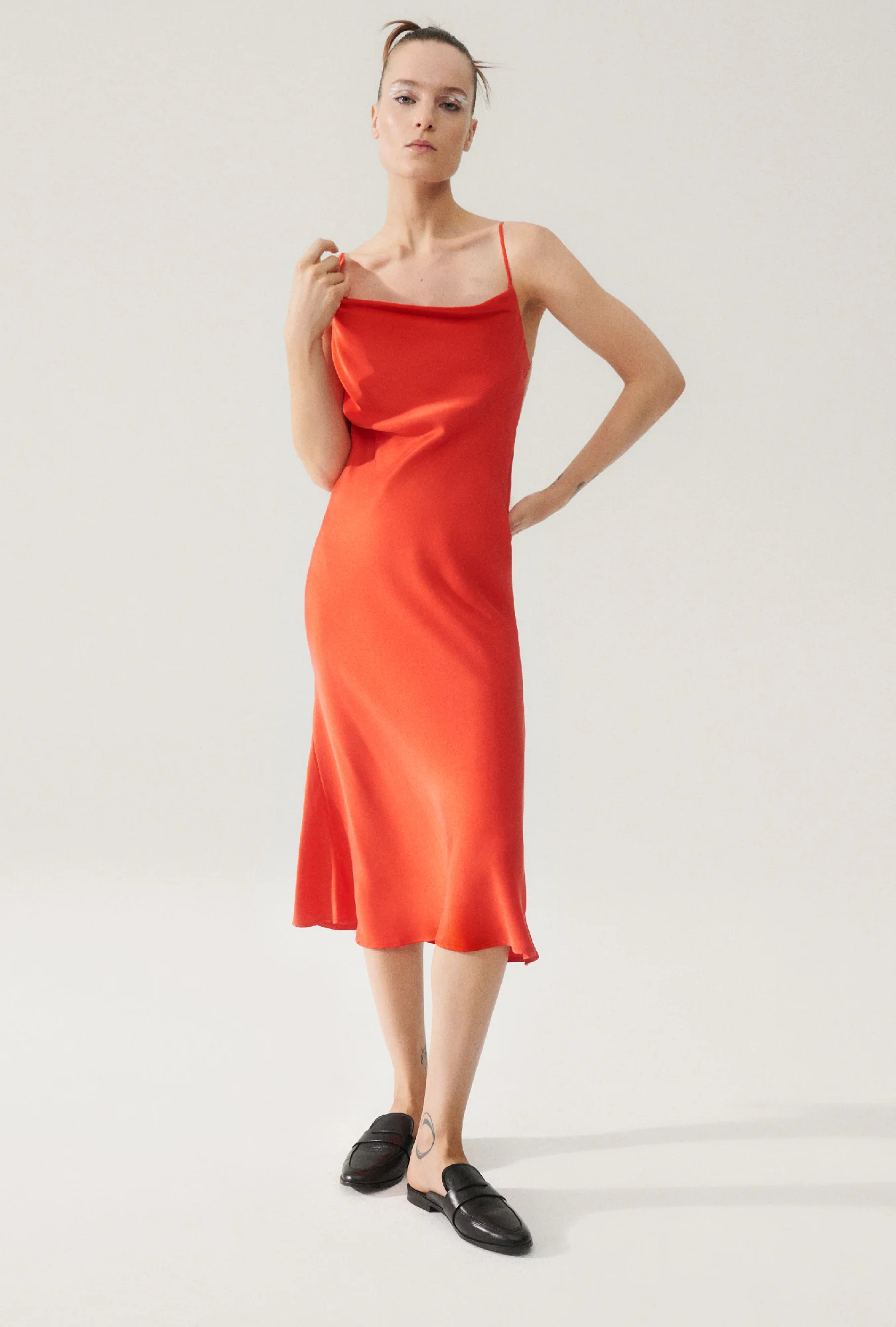 Carrie Dress Poppy - Image 2