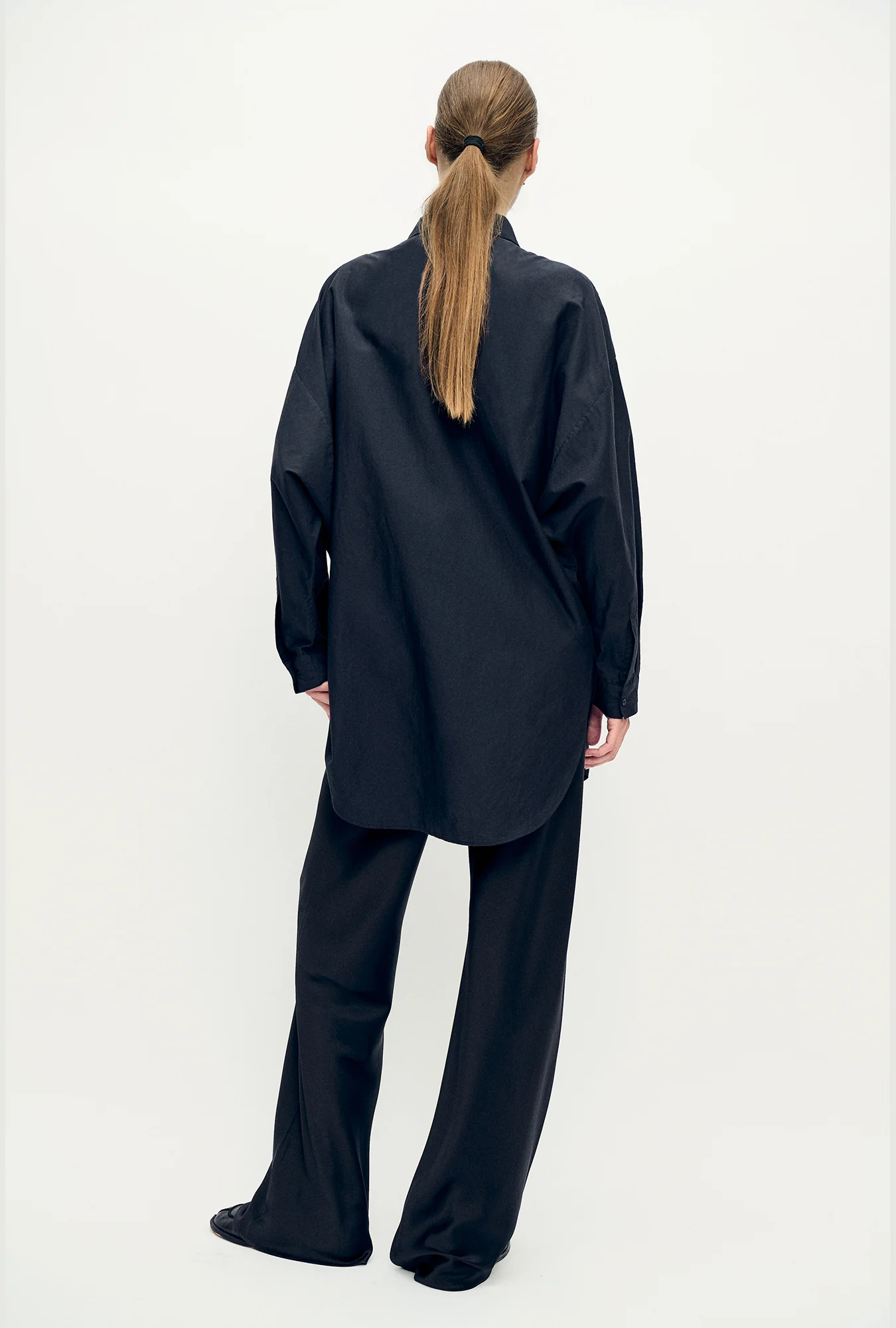 Cotton Silk Round Shirt Black - Image 3
