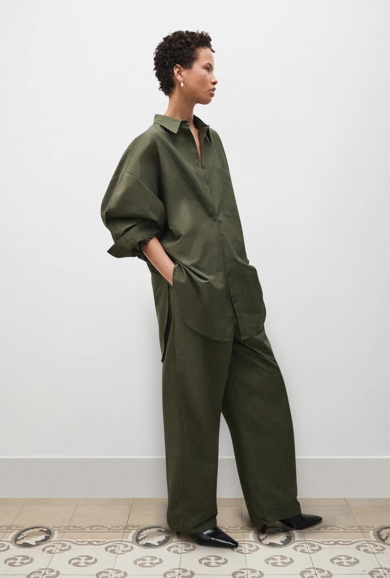 Cotton Silk Round Shirt Pine - Image 2
