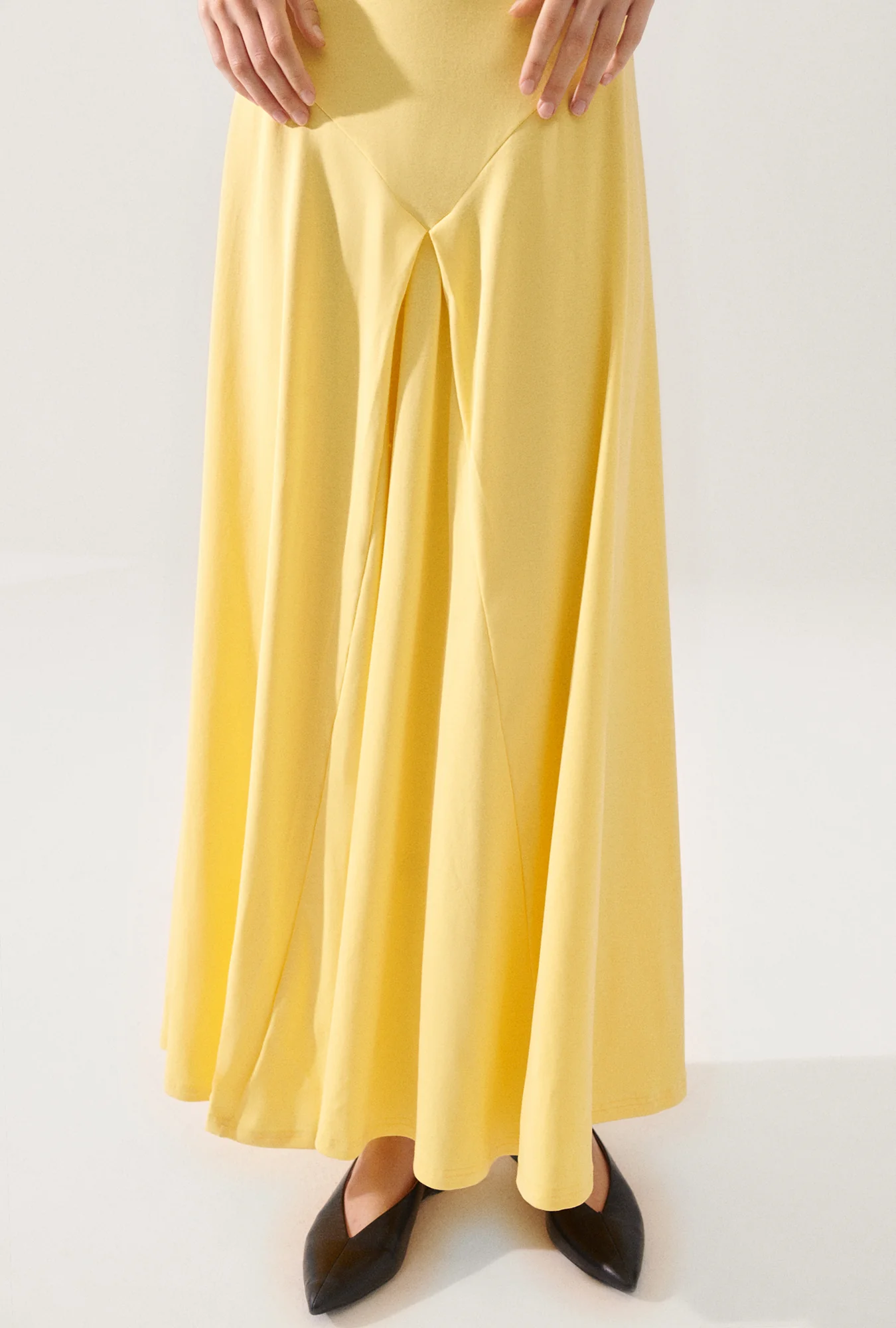 Crochet Trim Dress Titanate - Image 5