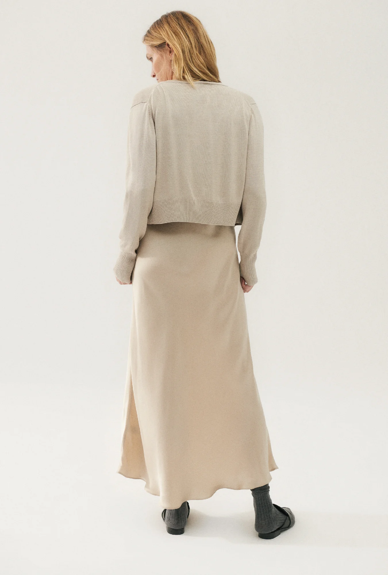 Cropped Cardigan Hazelnut - Image 3