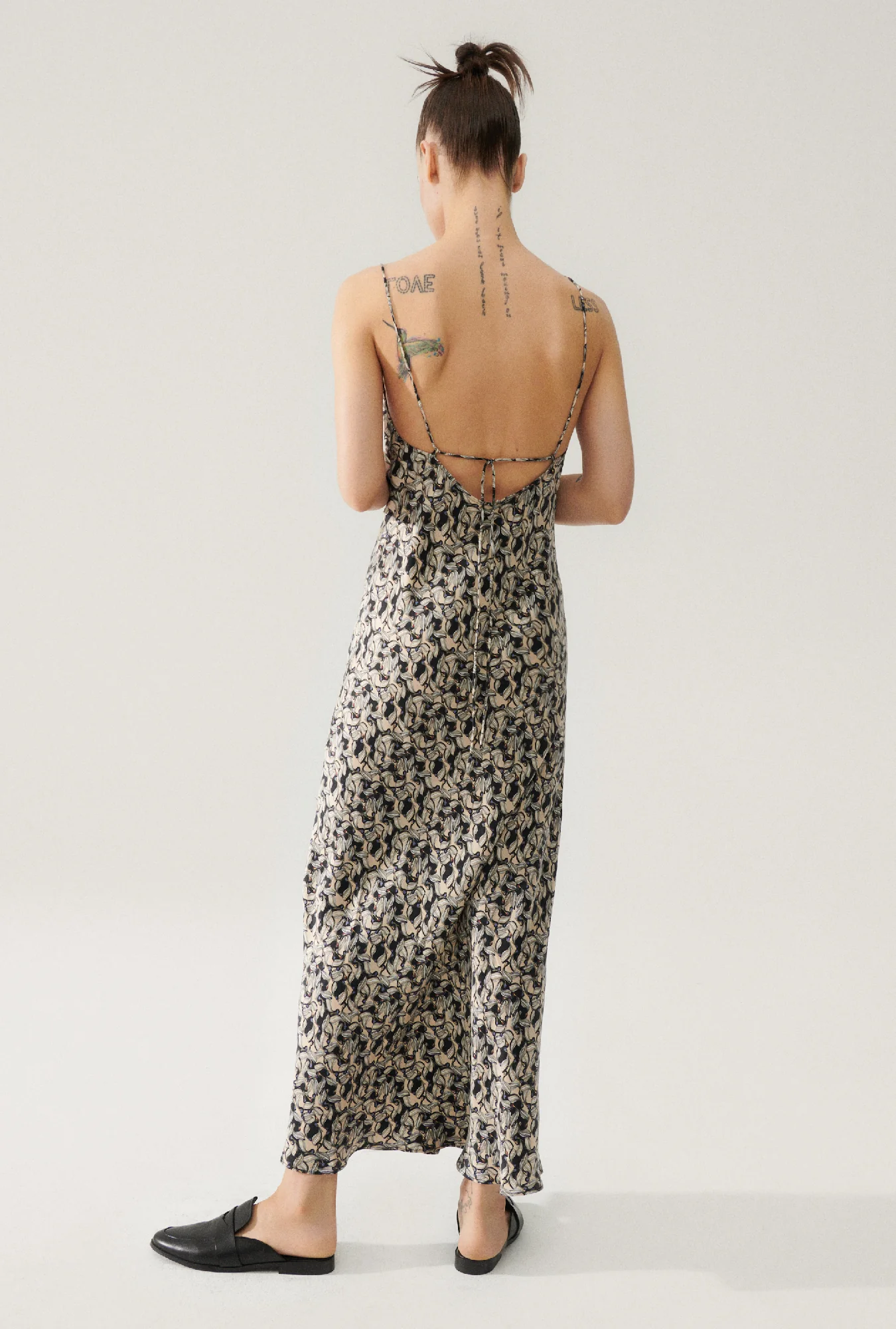 Deco Rouleau Dress Pelicans - Image 3