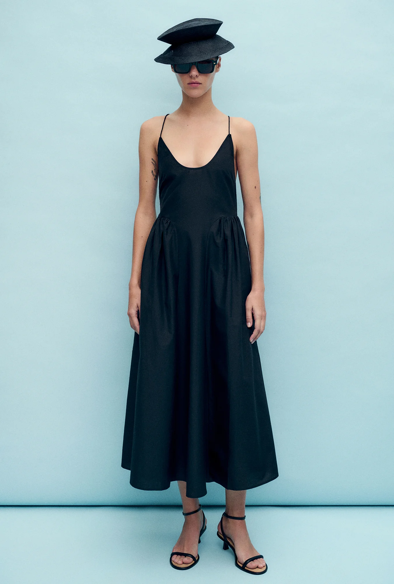 Dive Dress Black - Image 2