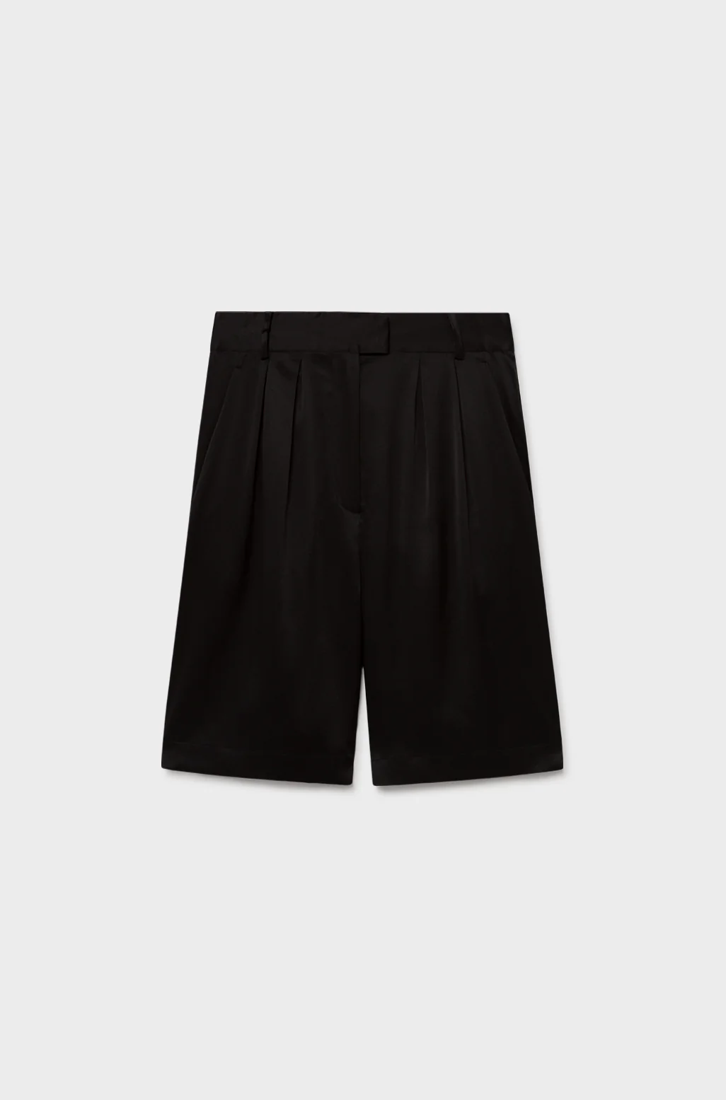Double Pleated Shorts Black
