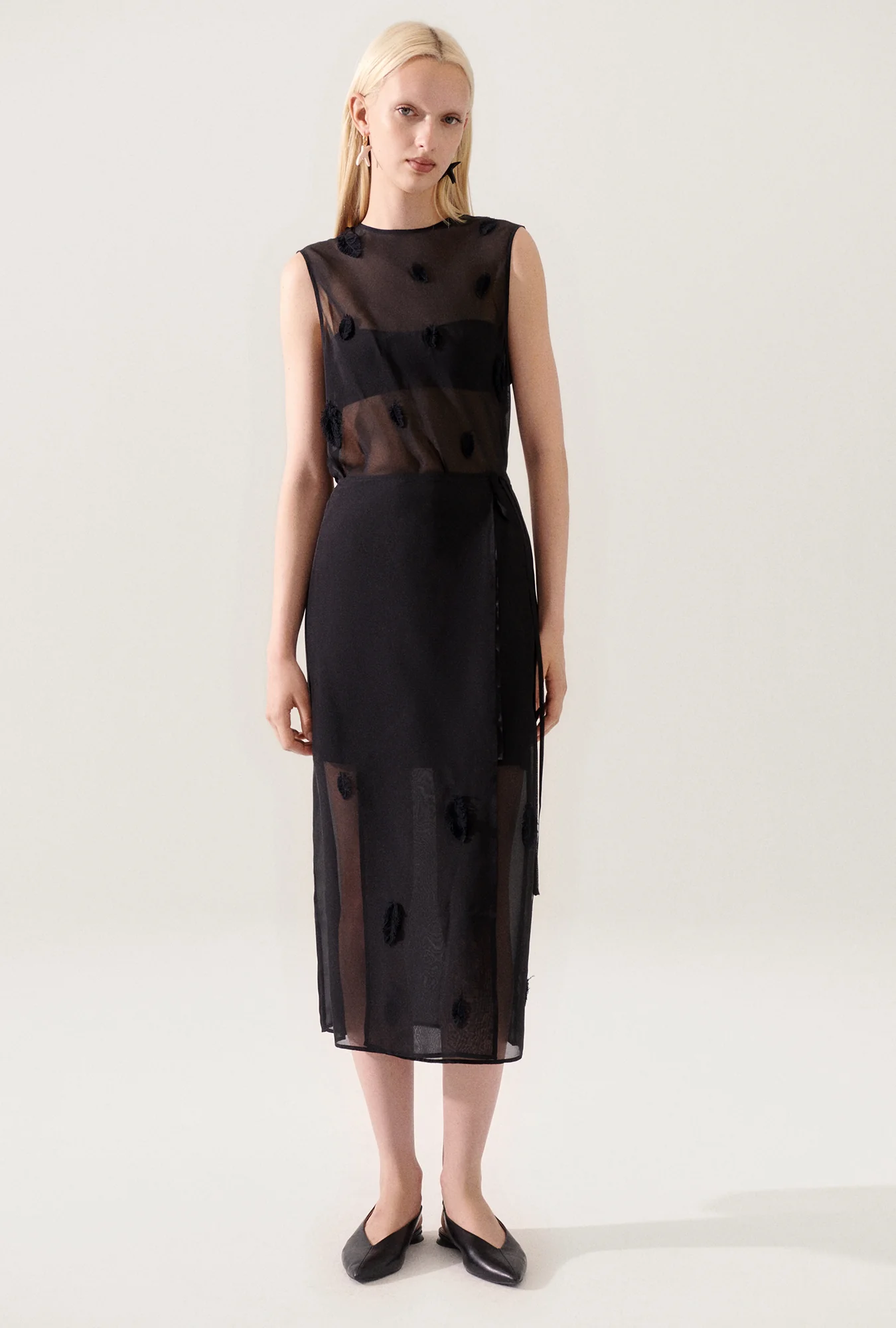 Feather Top Black - Image 6