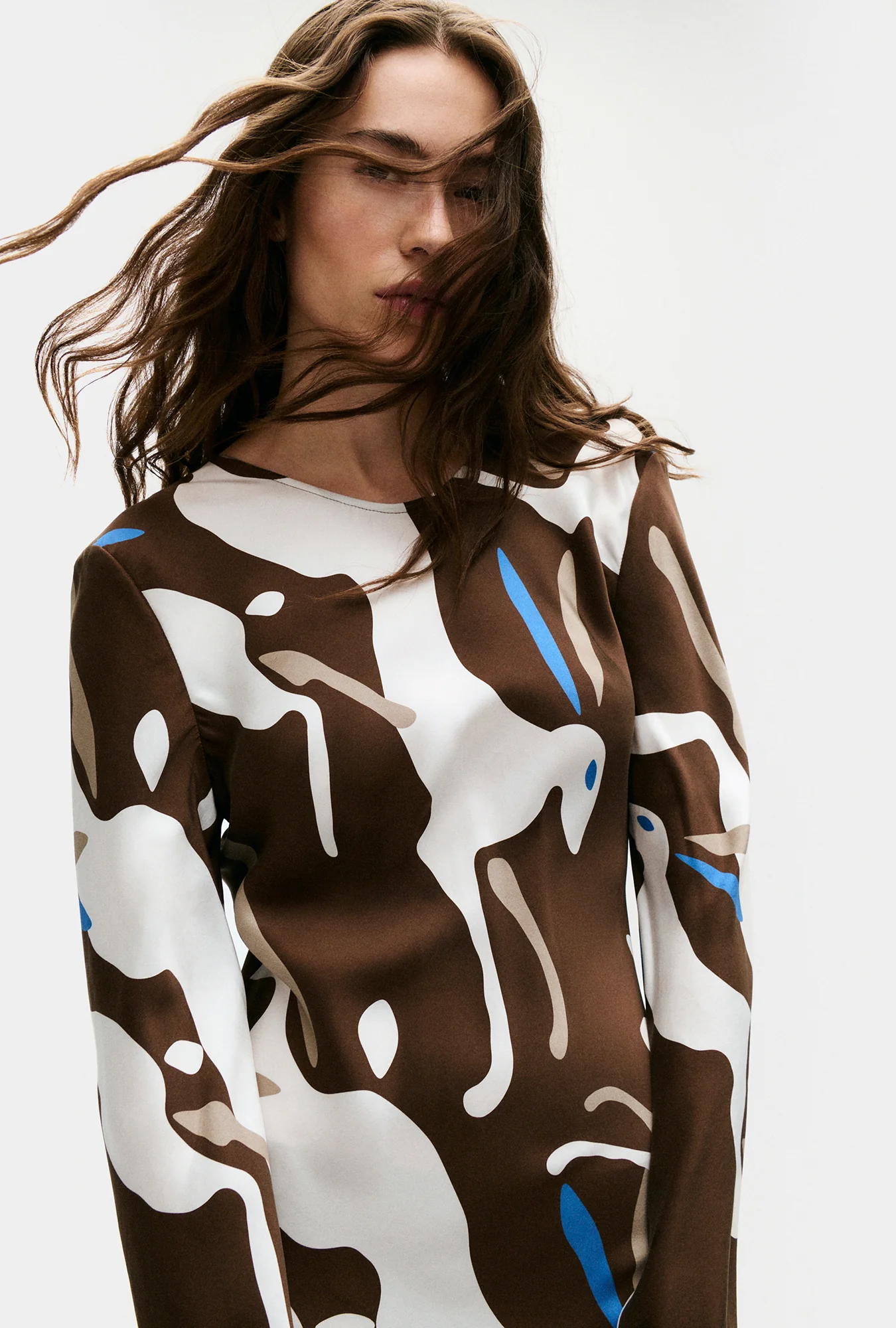 Full Sleeve Bias Dress Rabbit Dark Earth - Image 3