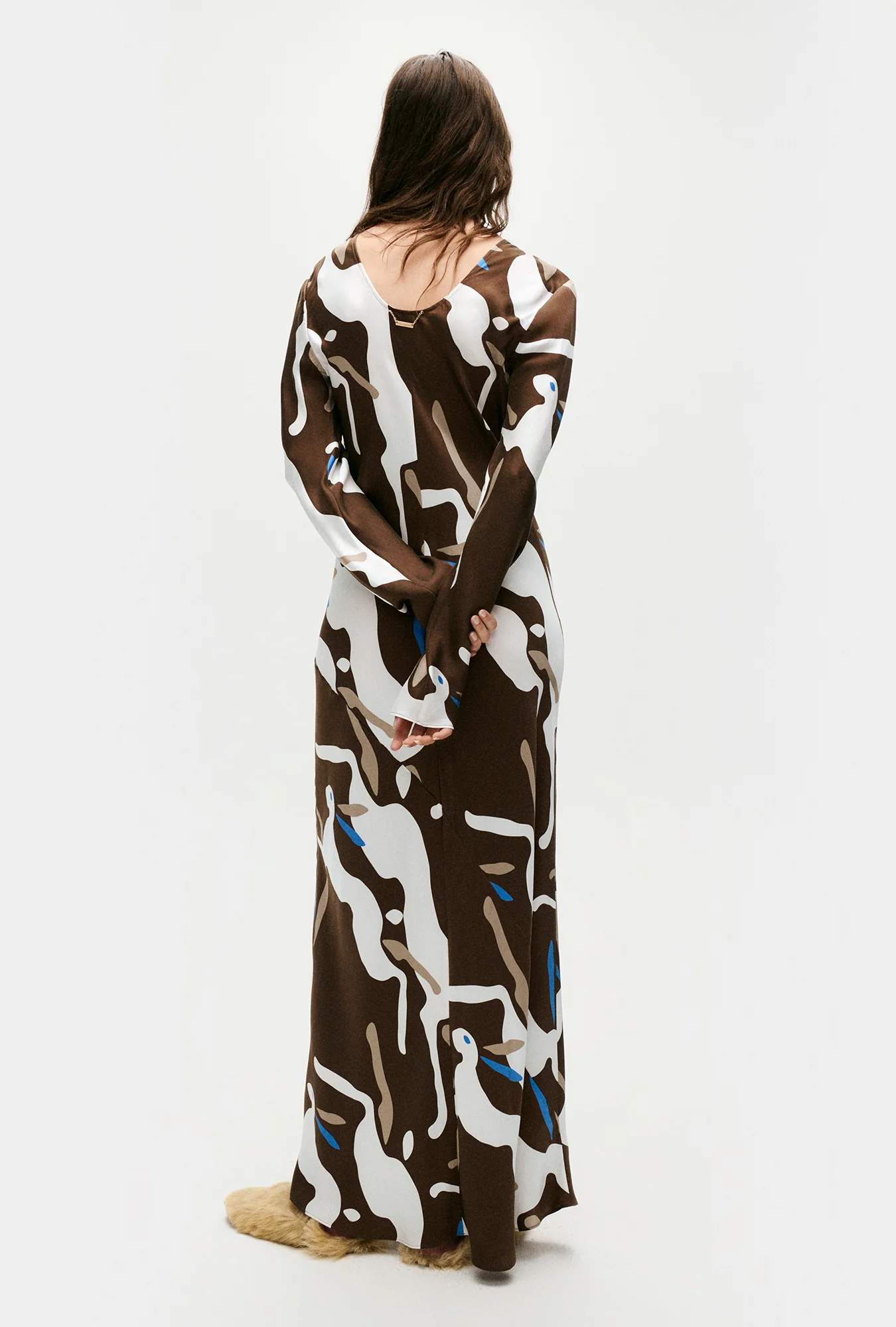 Full Sleeve Bias Dress Rabbit Dark Earth - Image 4