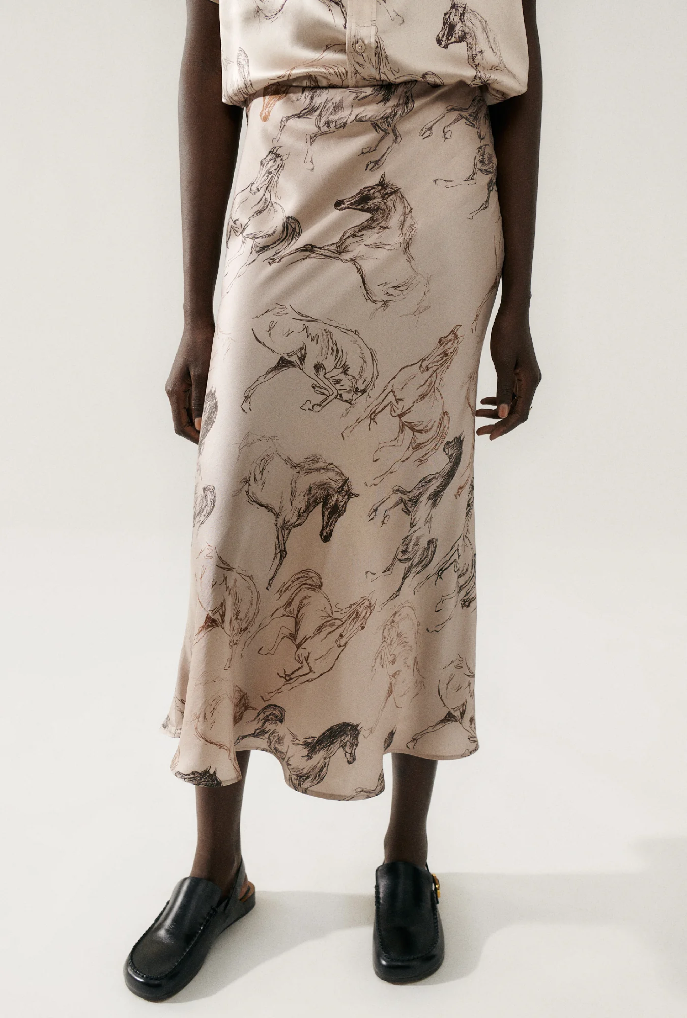 Long Bias Cut Skirt Wild Horses - Image 5