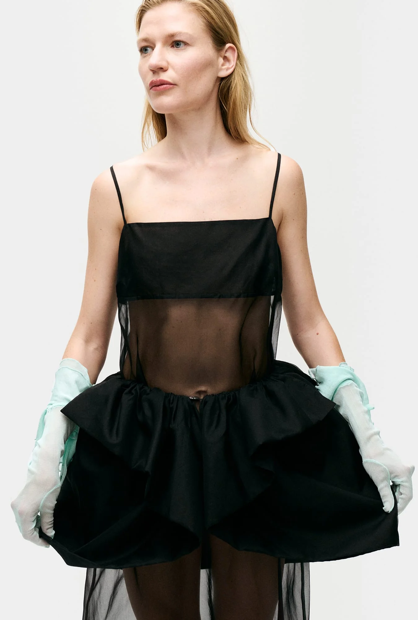 Organza Cape Black - Image 4