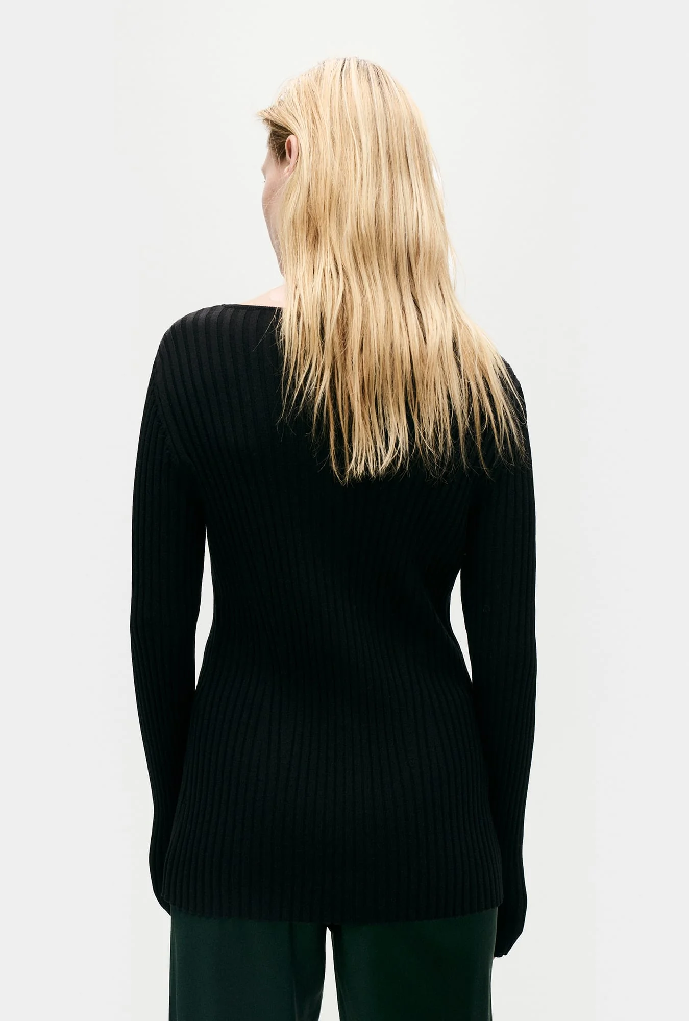 Ribbed Kia Cardigan Black - Image 3