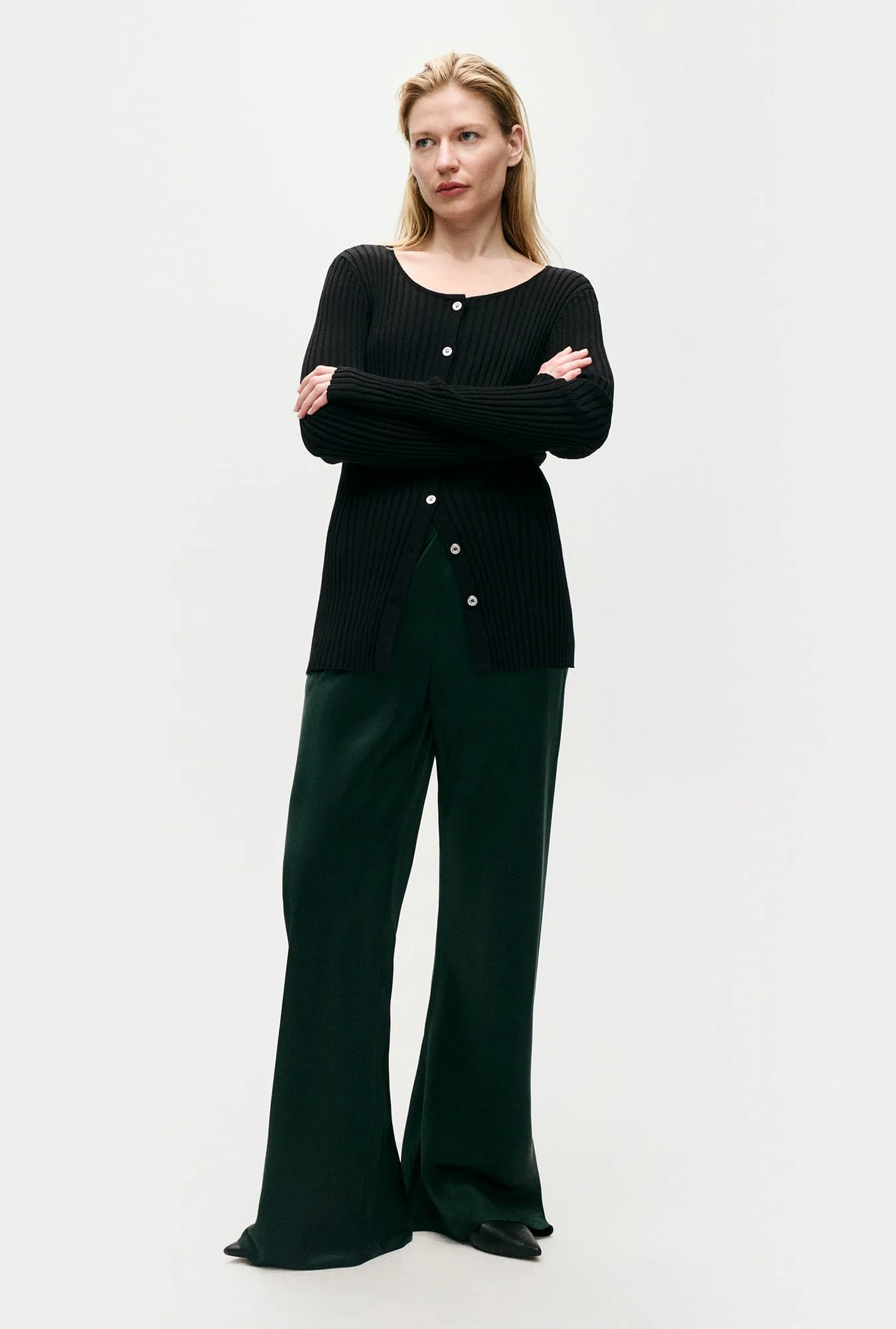 Ribbed Kia Cardigan Black - Image 5