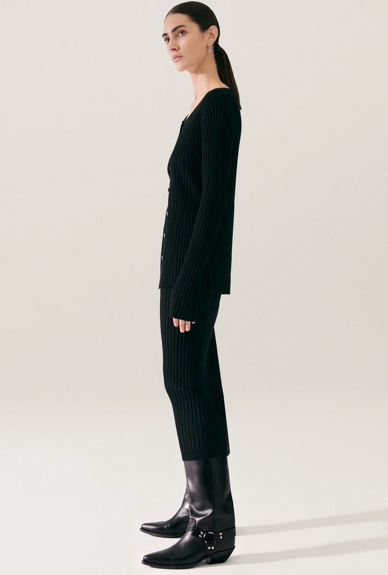 Ribbed Straight Skirt Black - Image 4