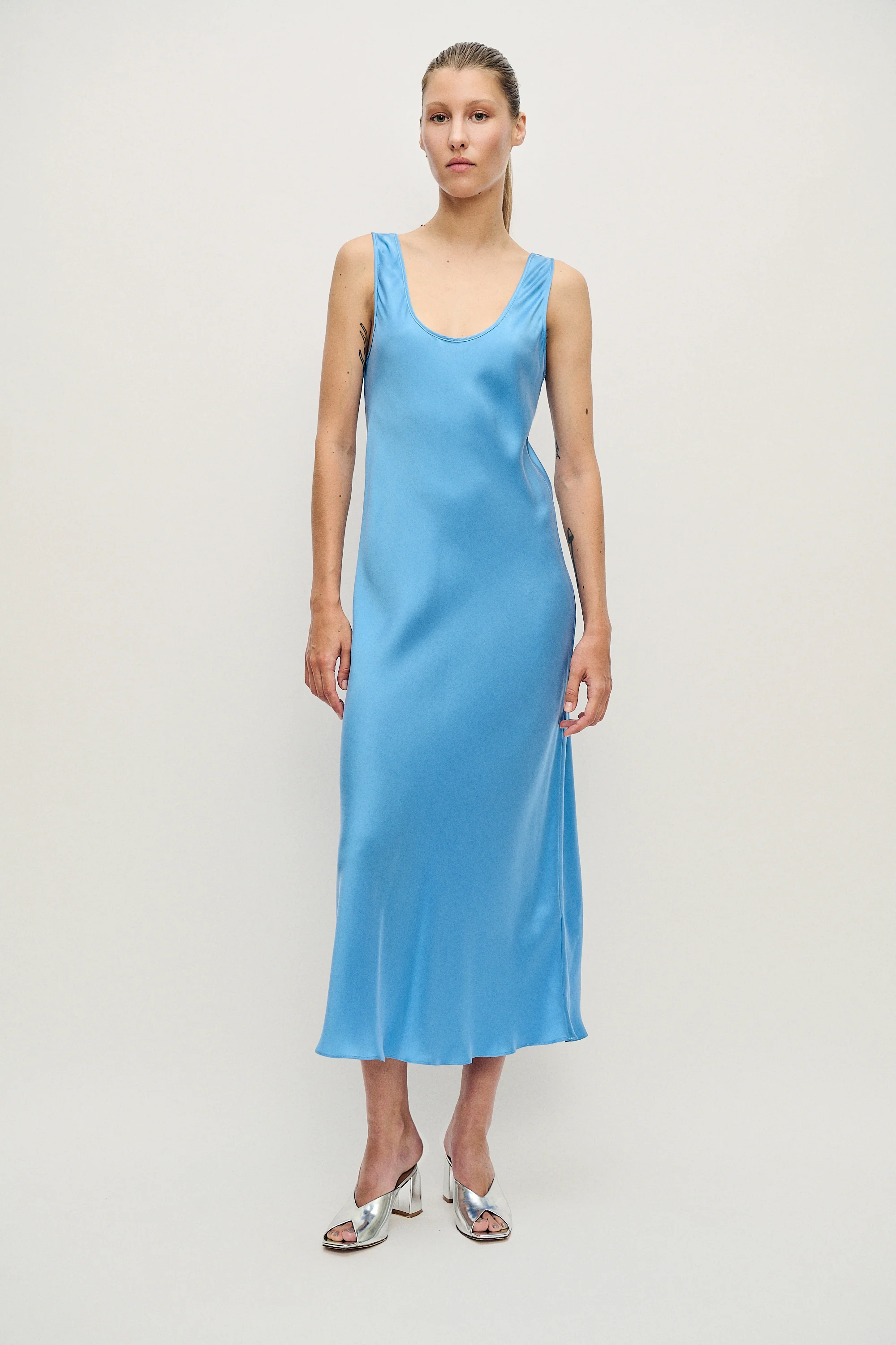 Scoop Neck Dress Mirage - Image 2