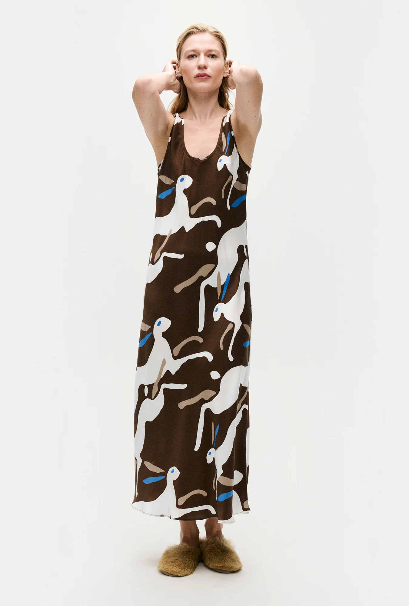 Scoop Neck Dress Rabbit Dark Earth - Image 2