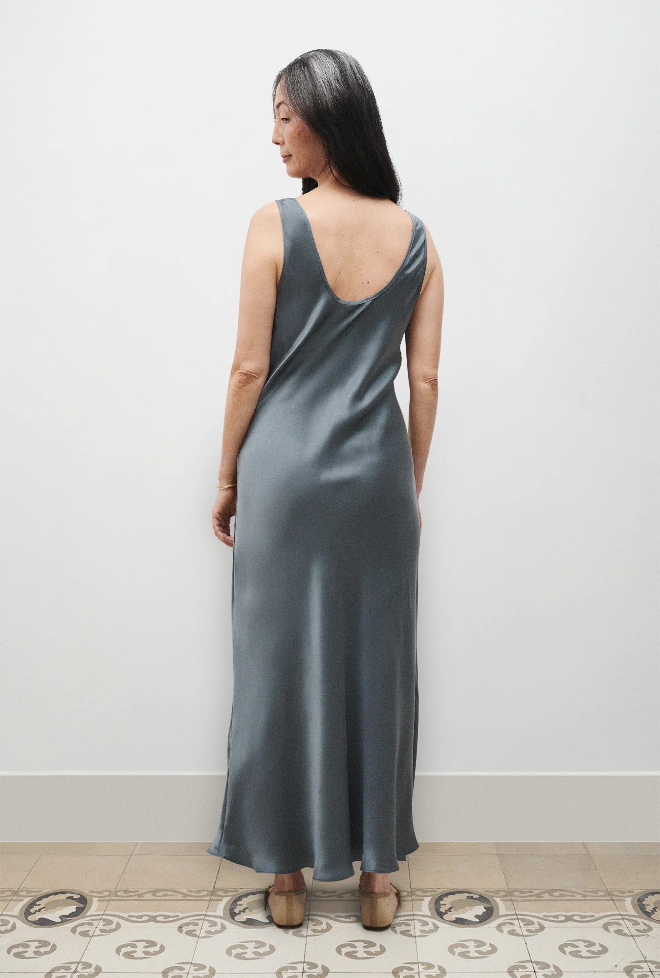 Scoop Neck Dress Slate - Image 4