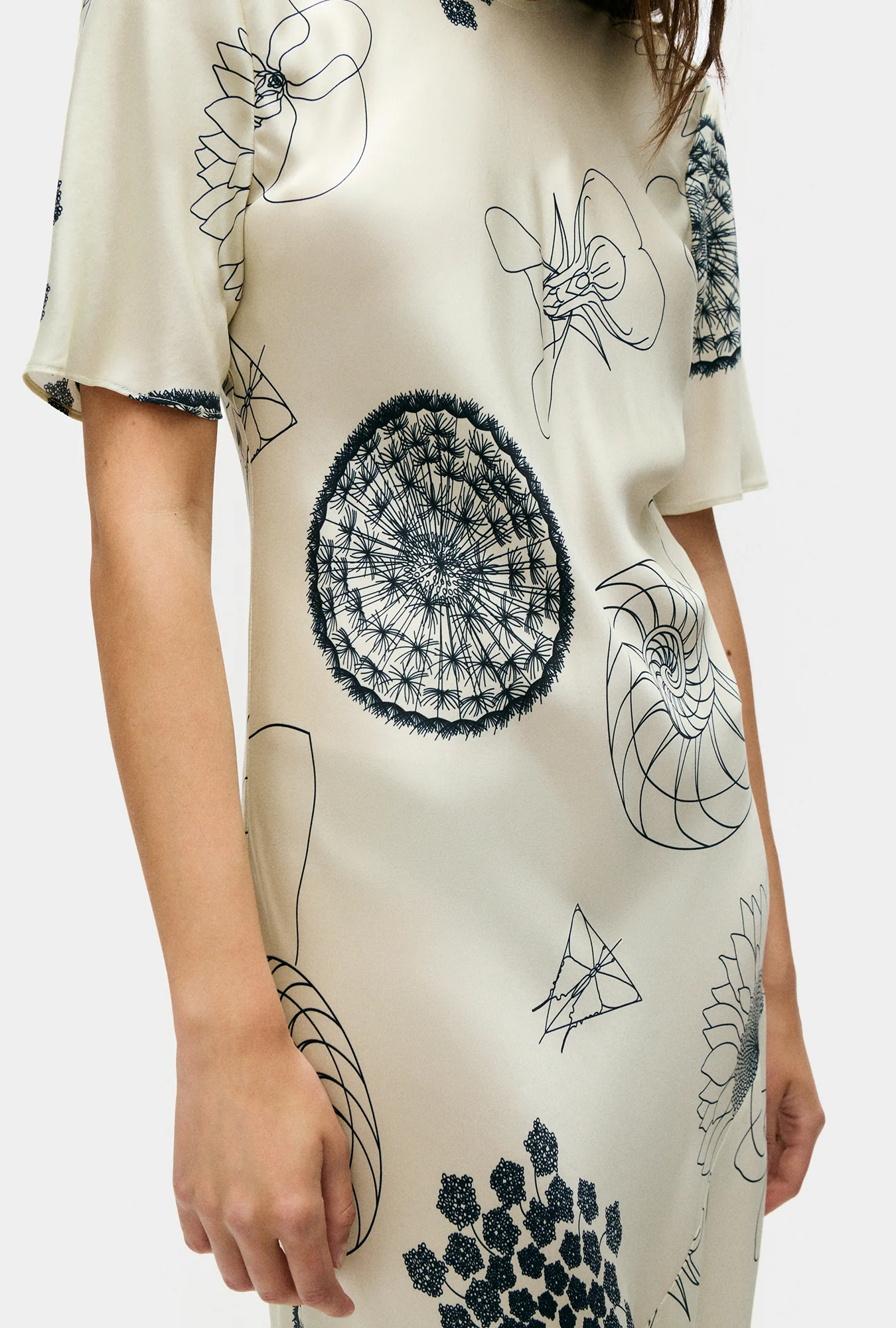 Short Sleeve Bias Dress Fibonacci Off-White - Image 5
