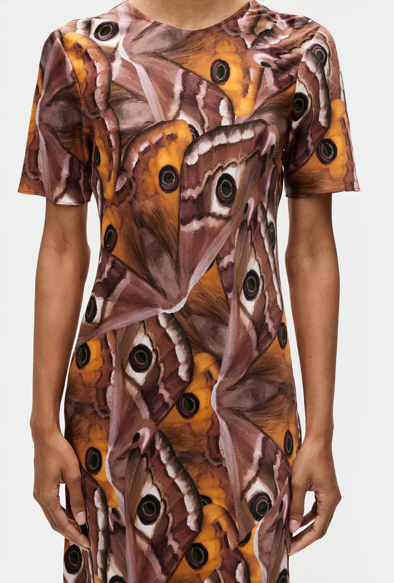 Short Sleeve Bias Dress Wingspan - Image 4