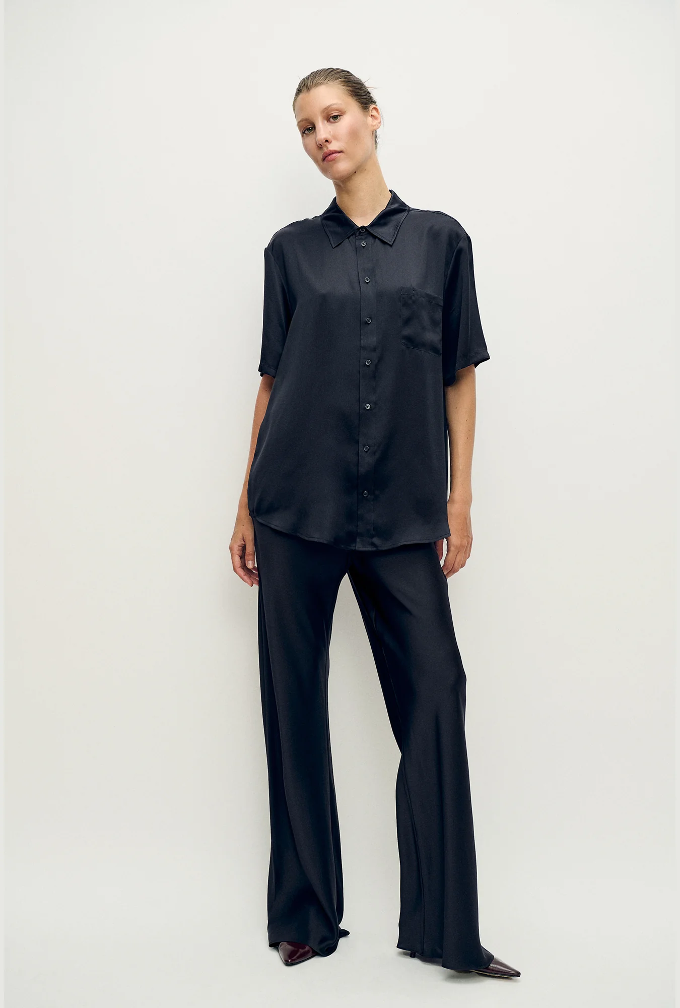 Short Sleeve Boyfriend Shirt Black - Image 2