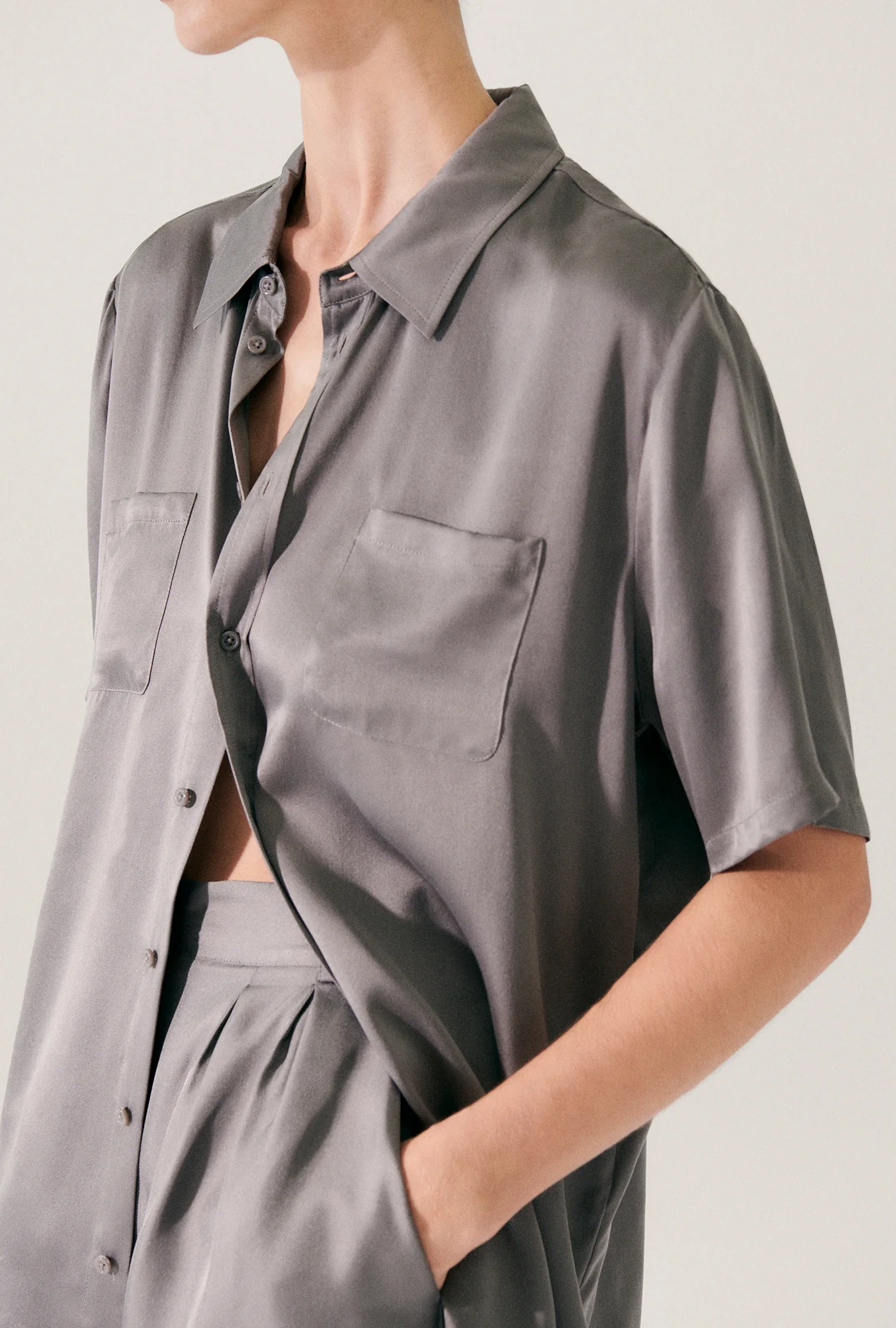 Short Sleeve Boyfriend Shirt Grey Pearl - Image 4