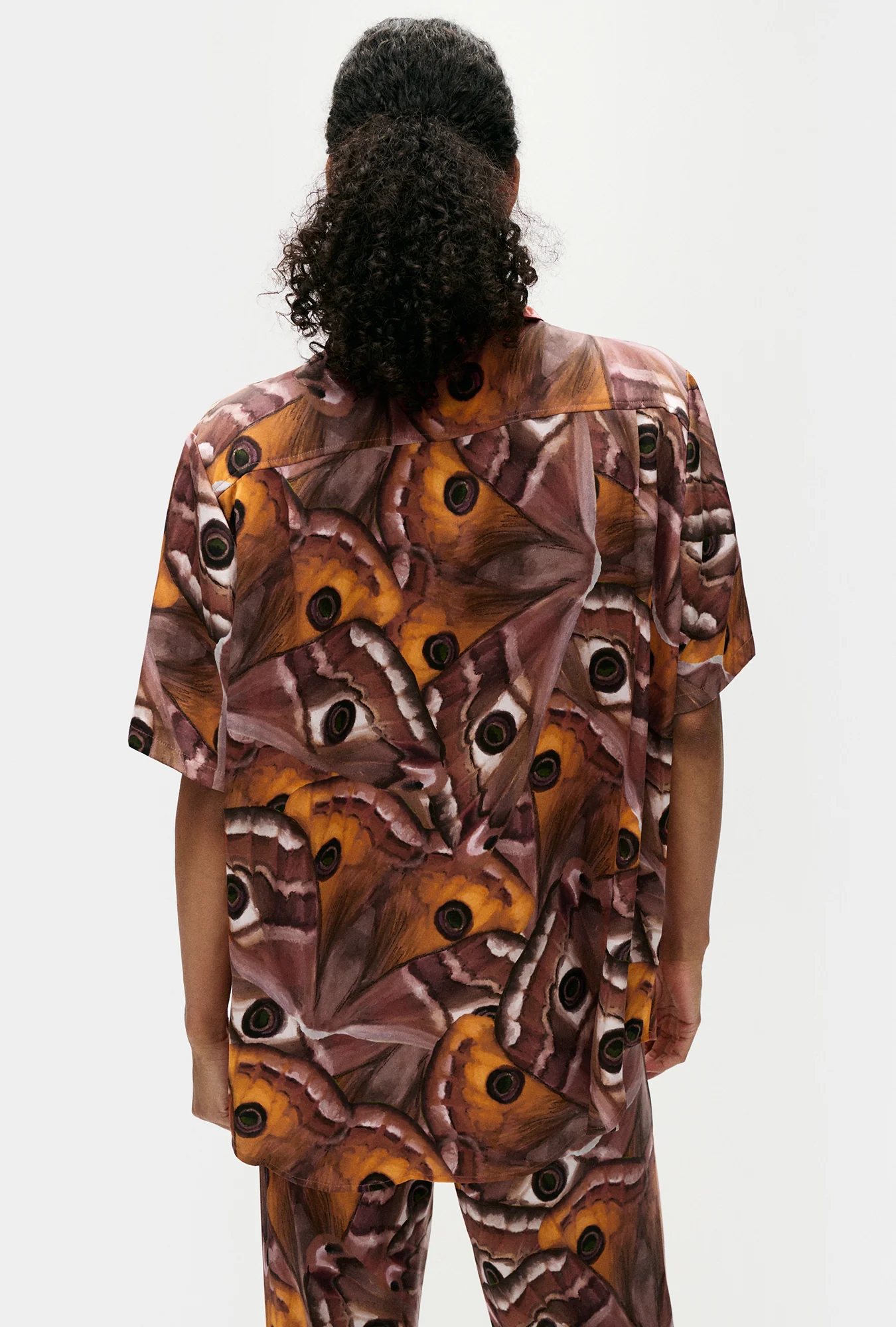 Short Sleeve Boyfriend Shirt Wingspan - Image 4