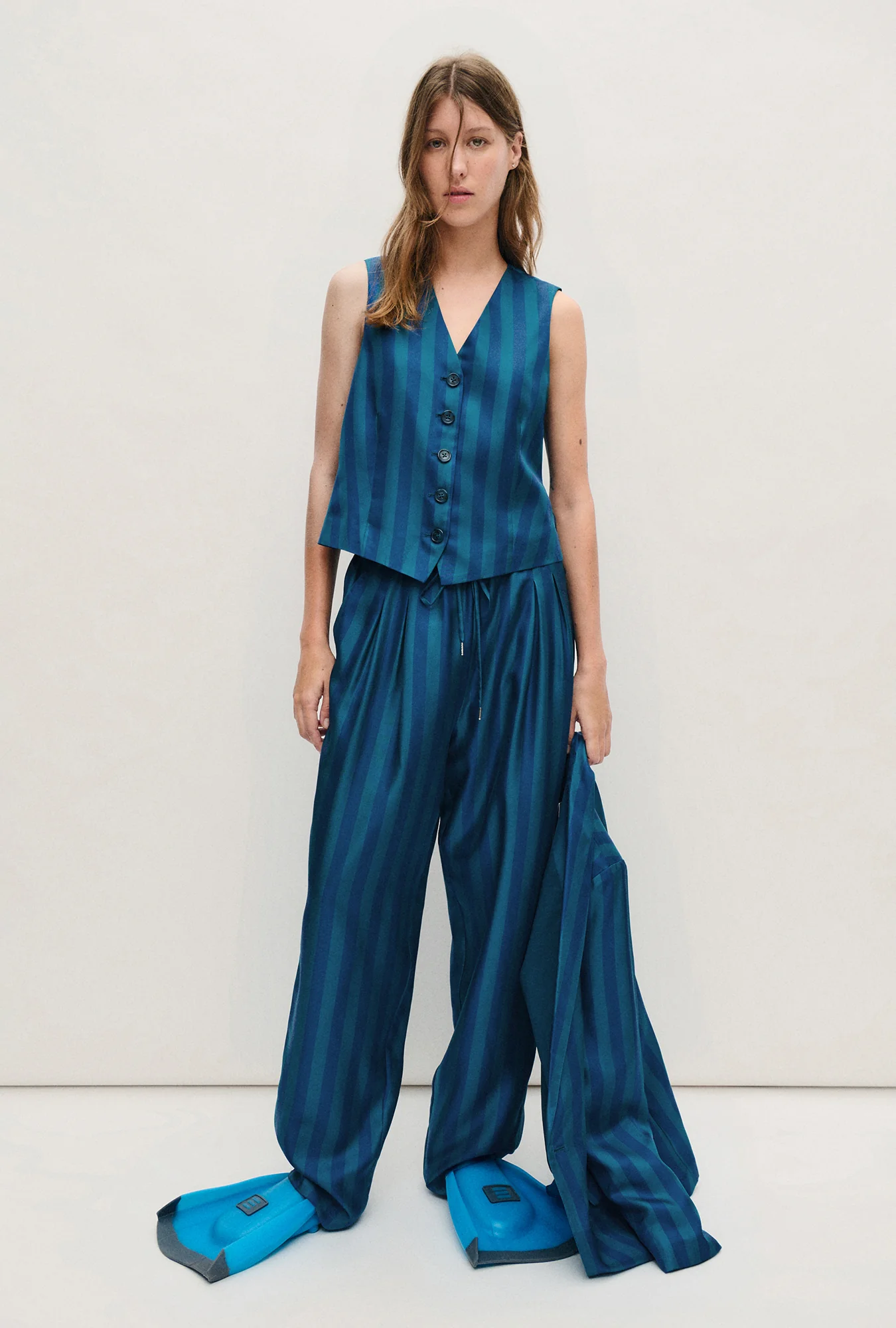Twill Vest Blue Depths - Image 2