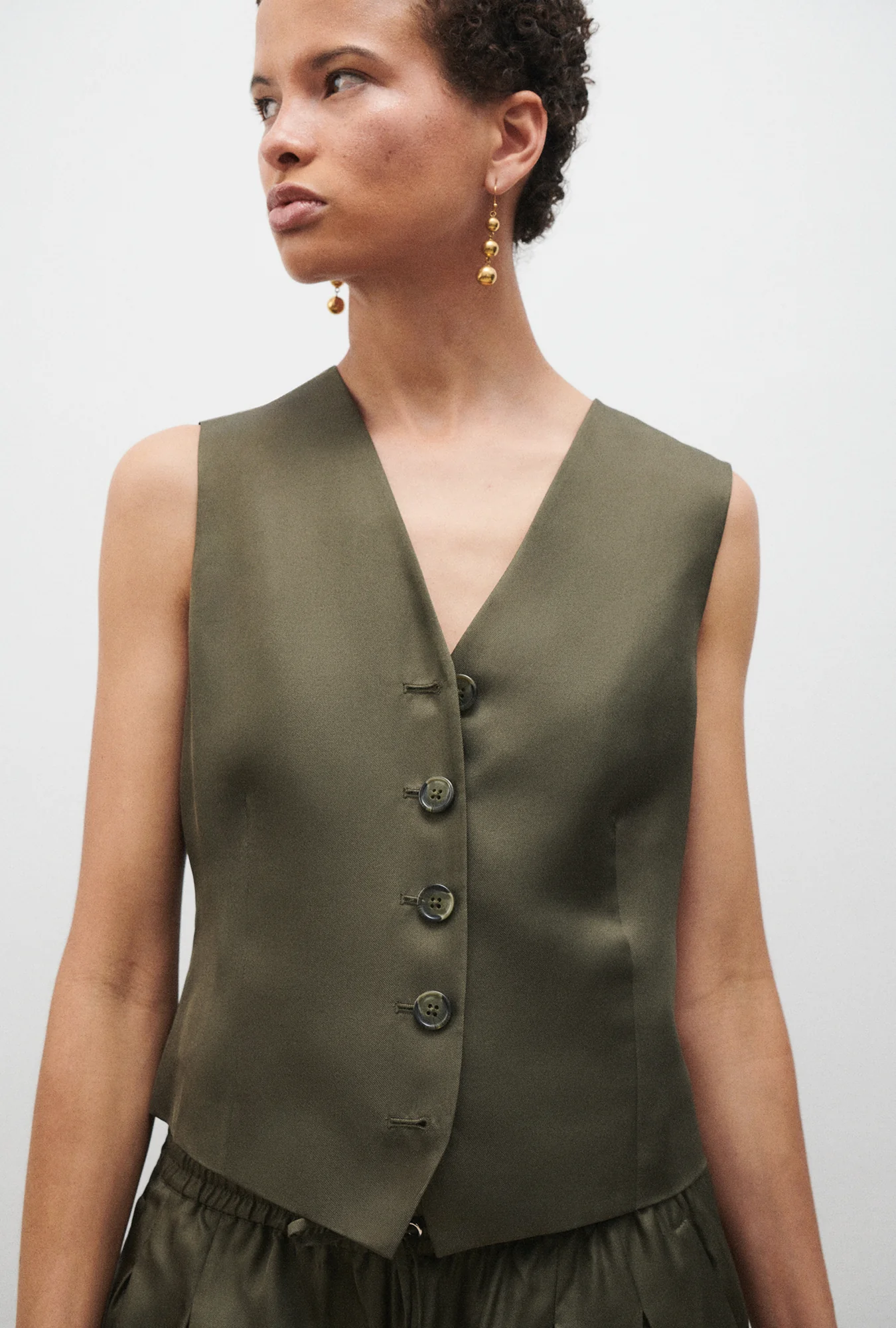 Twill Vest Pine - Image 3