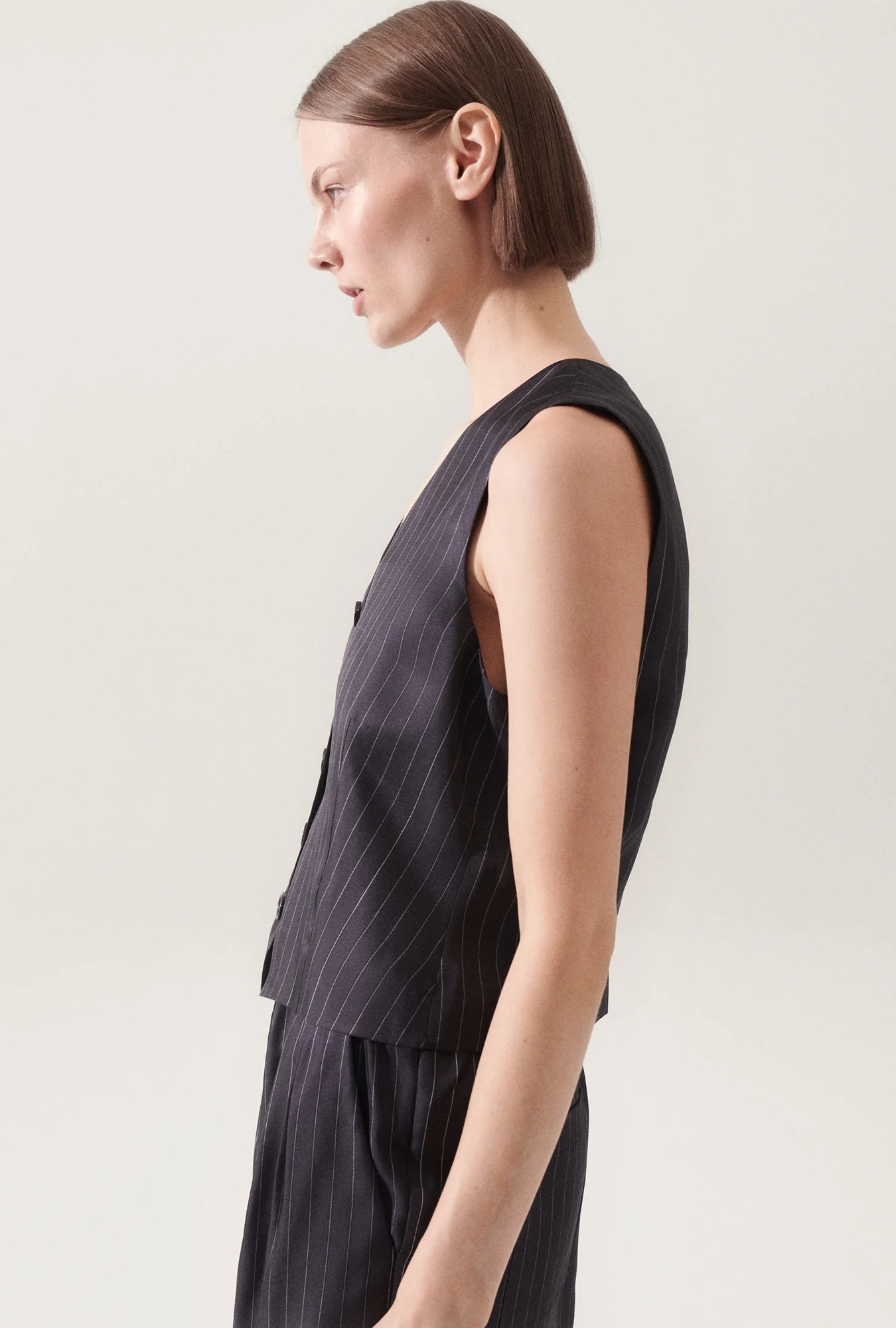 Twill Vest Pinstripe Black/White - Image 3