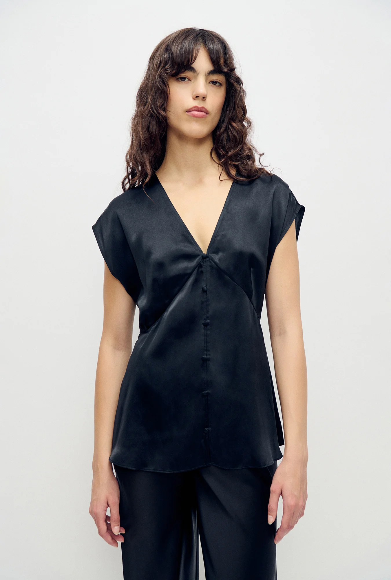 V-Neck Top Black - Image 2