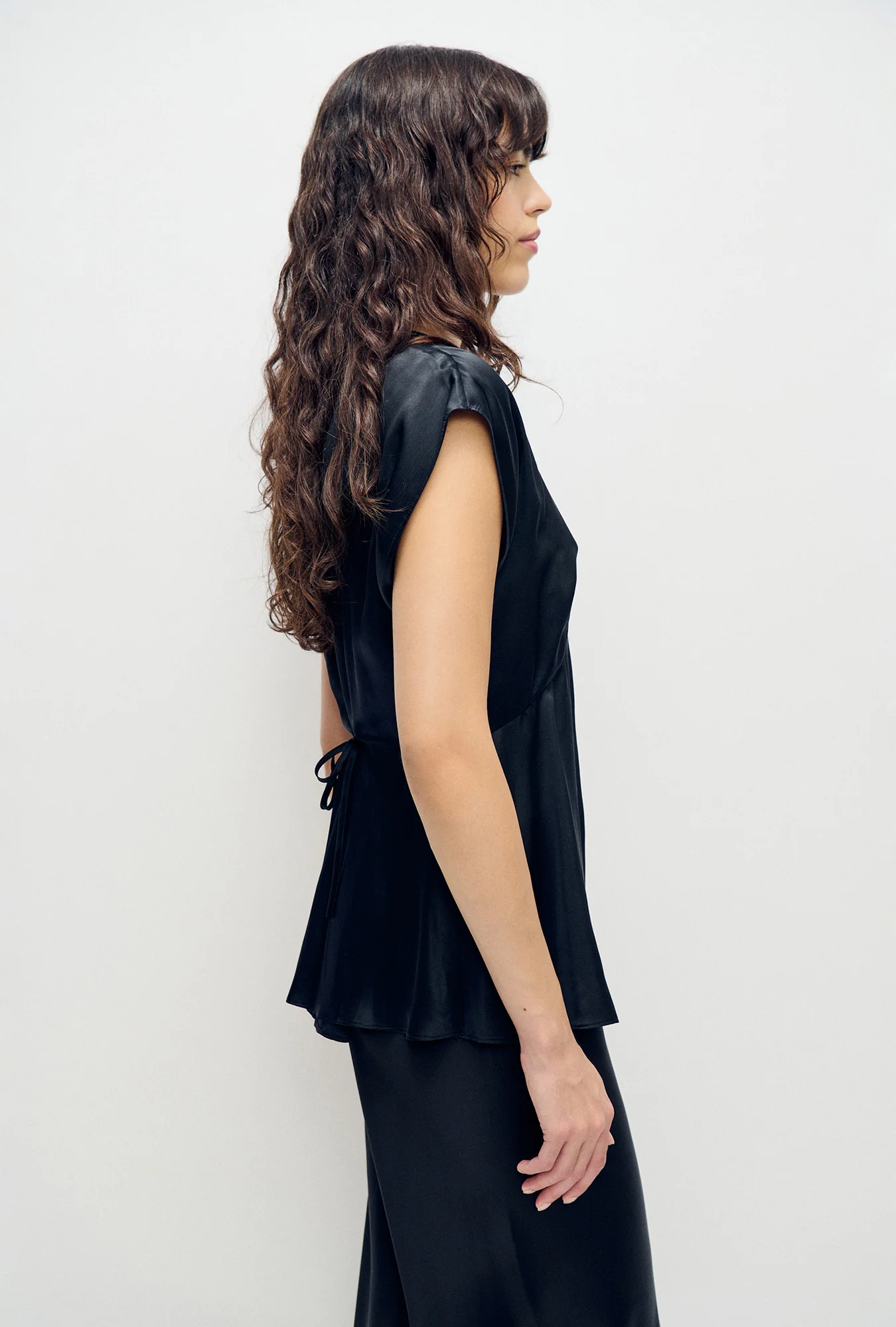 V-Neck Top Black - Image 4