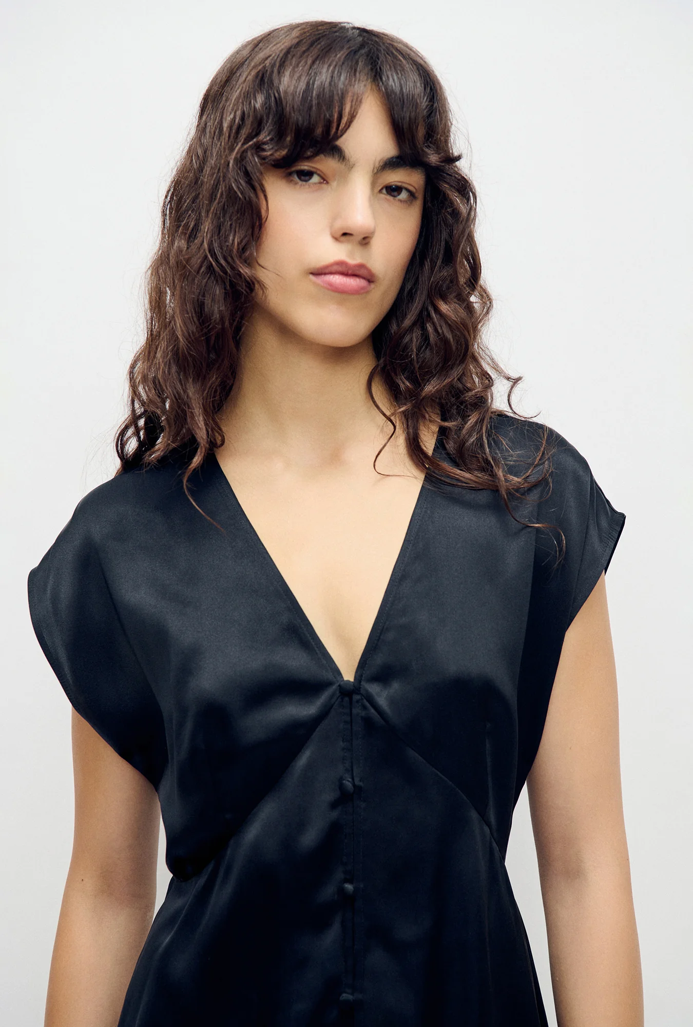 V-Neck Top Black - Image 5