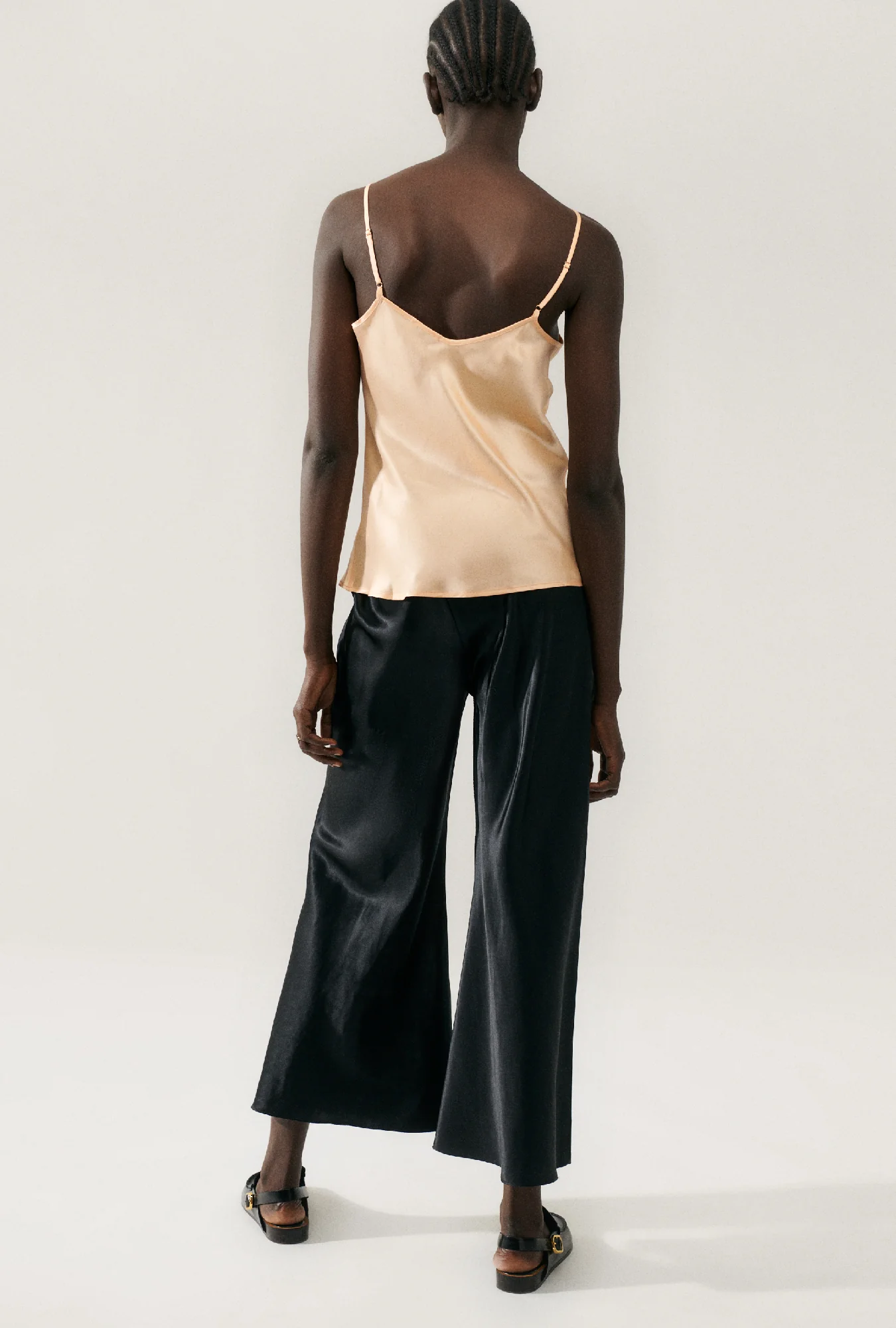 Wide Bias Pants Raw Edge Black - Image 4
