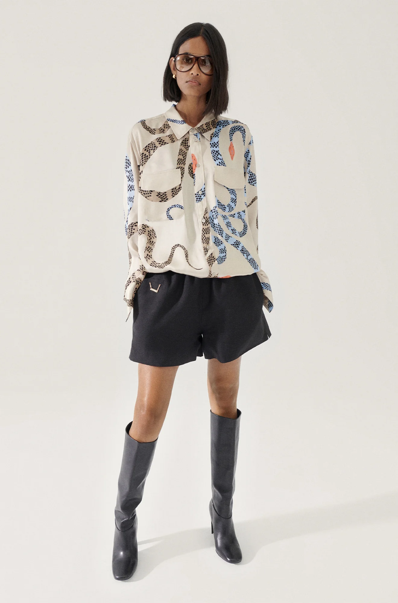 Yak Blend 70S Shorts Black
